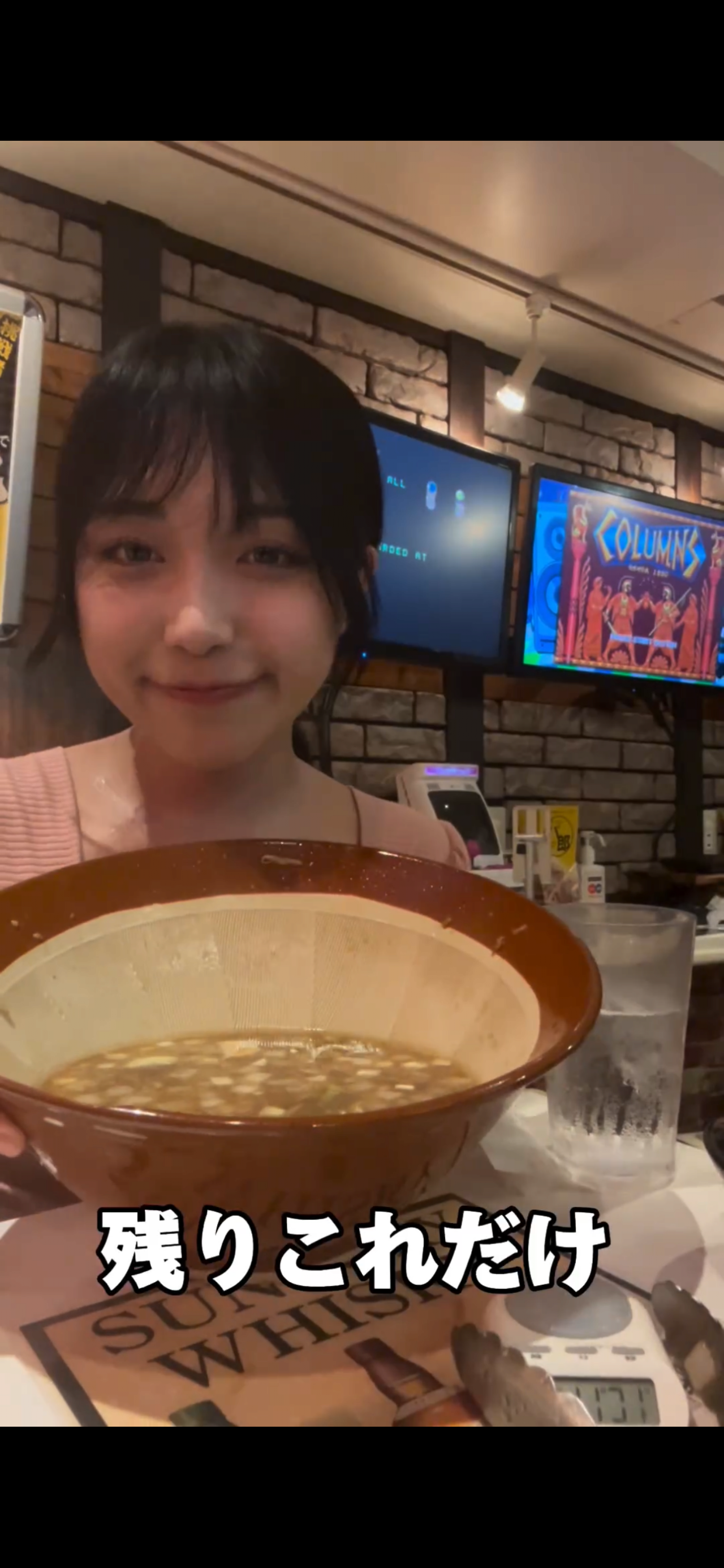 라멘 3KG 먹어버린 일본 누나 배 수준ㅎㄷㄷ