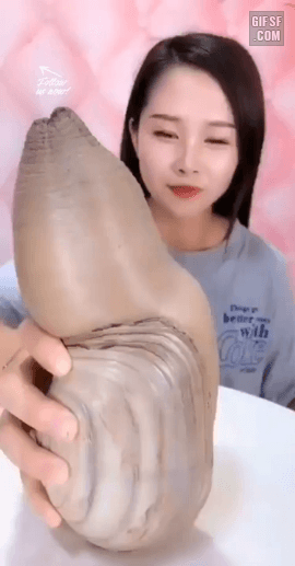중국뇨자 대왕조개 먹방 스케일 ㄷㄷ