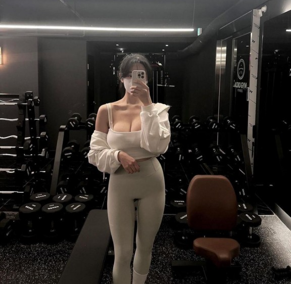 헬스하는 눈나