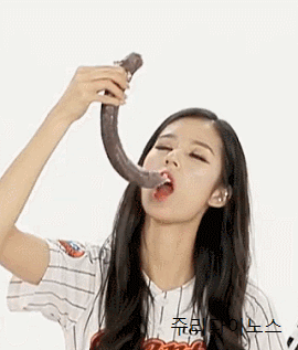 입이 크네 ㅇㅎ