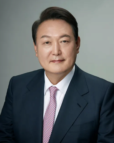 오징어게임이 나올 때마다 대통령이 바뀌는 나라 ㄷㄷㄷㄷㄷㄷㄷㄷ