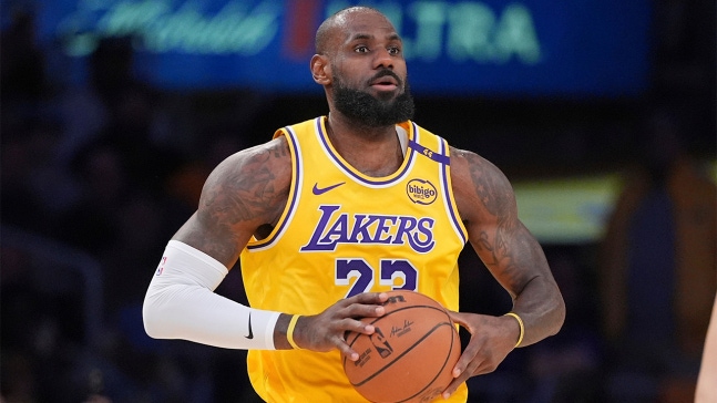 /불혹의 슈퍼스타/ 제임스, NBA LA 레이커스와 1년 더 동행