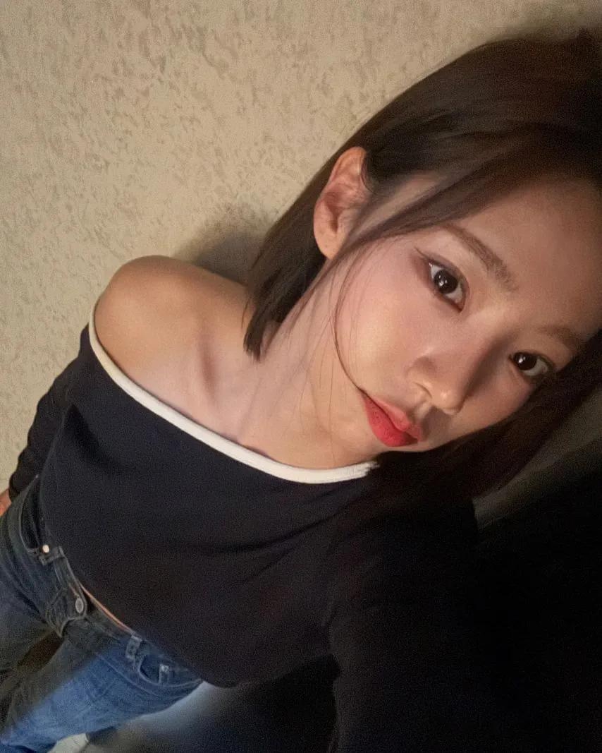 등같은 가슴 vs 굴곡1도없는 일짜골반
