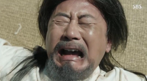 지출을 좀 줄여야 하는데 왜이리 힘들죠....;;