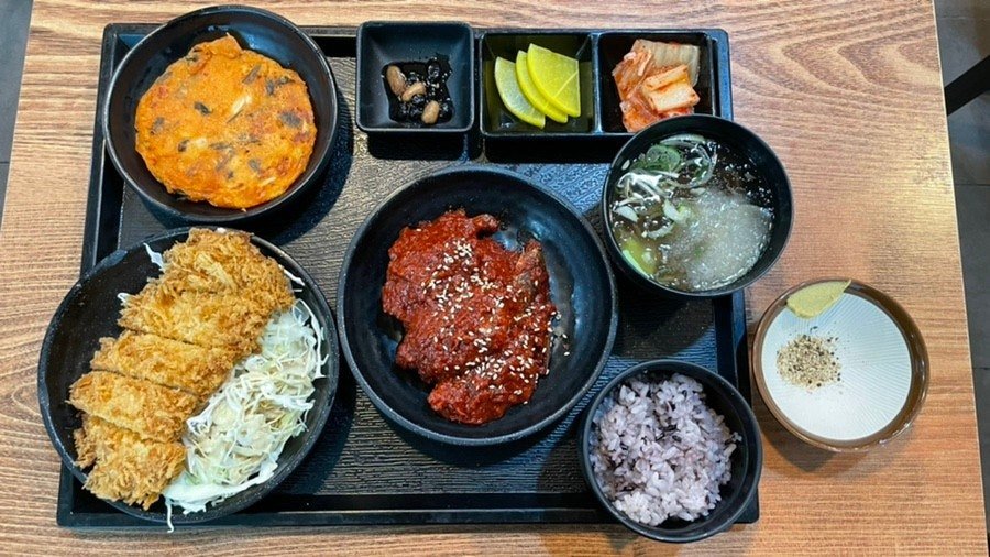 9,500원 양념게장 정식 호 vs 불호