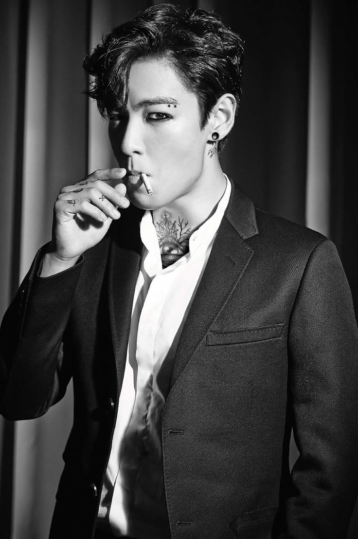 TOP  CJ ENM과 손잡고 솔로 활동 나선다