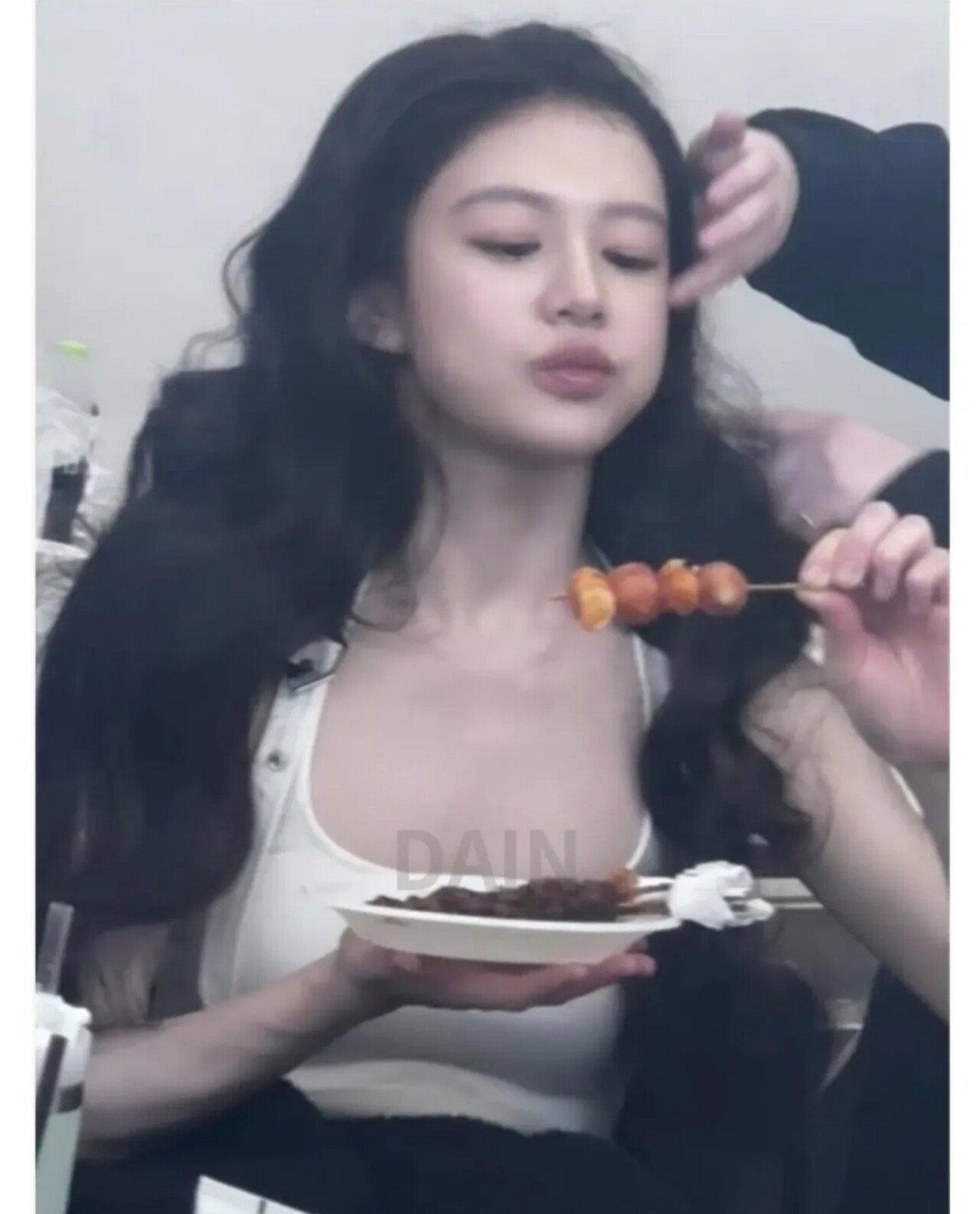 동탄룩 입은 고윤정