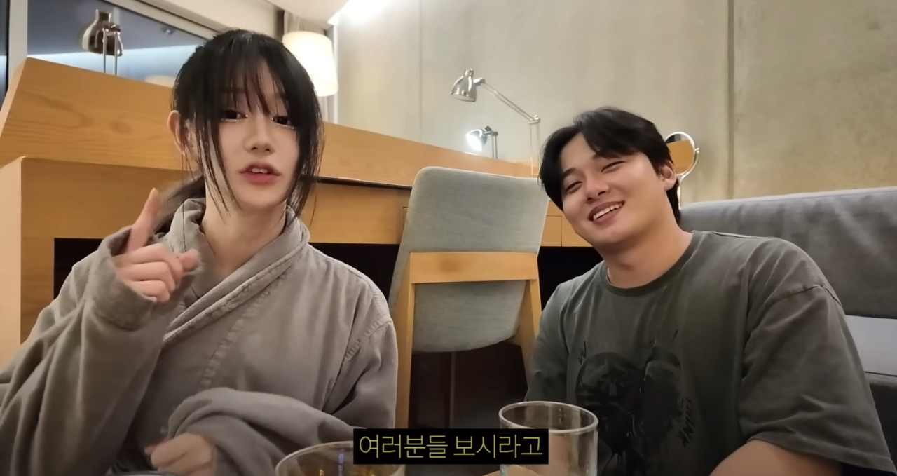 AV배우랑 수영장 펜션 놀러가면 생기는 일