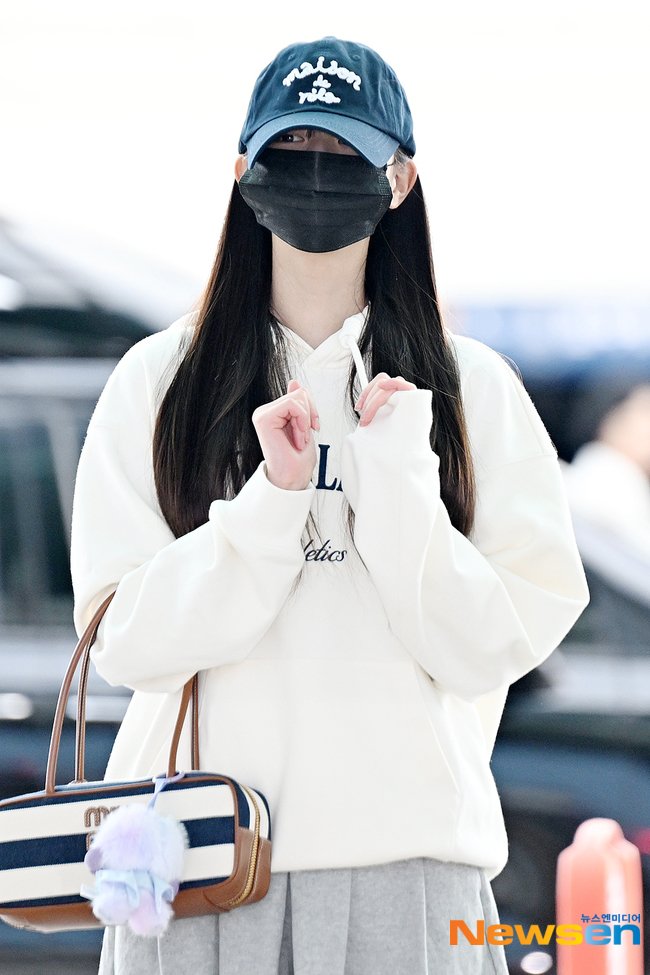 오늘 출국하는 장원영 기사사진