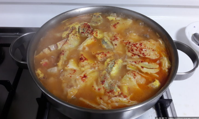 갱시기보단 거지찌게지~~~ 거지찌게 아는사람??? ㅋㅋㅋㅋ 