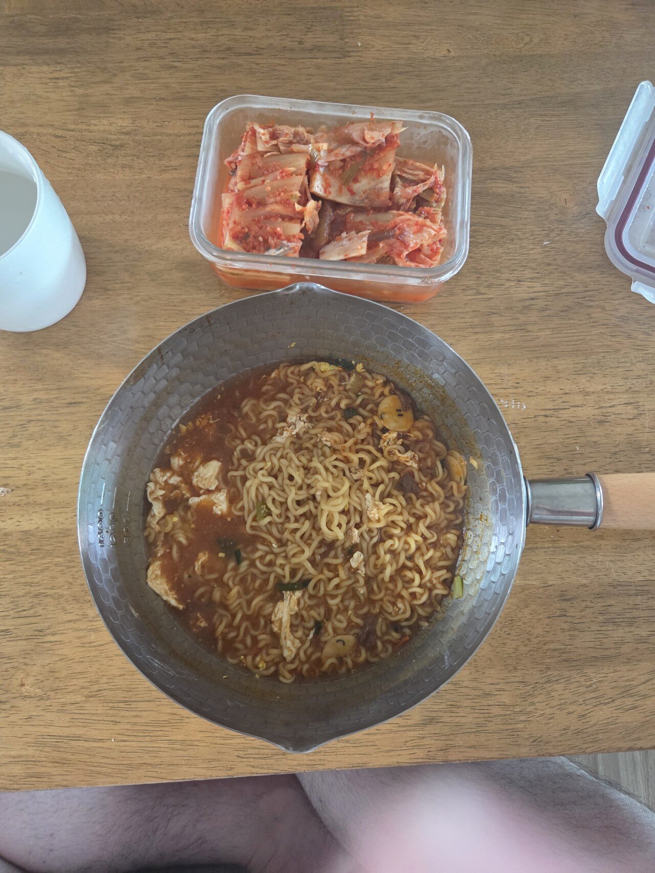 오늘에 아침 라면