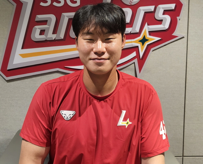 29세 늦깎이 거포 류효승 OPS 1.104 괴물로 성장 최정의 한마디가 열어준 새로운 세상