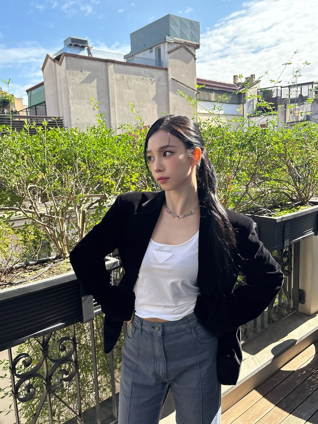 카리나 살짝 씨스루