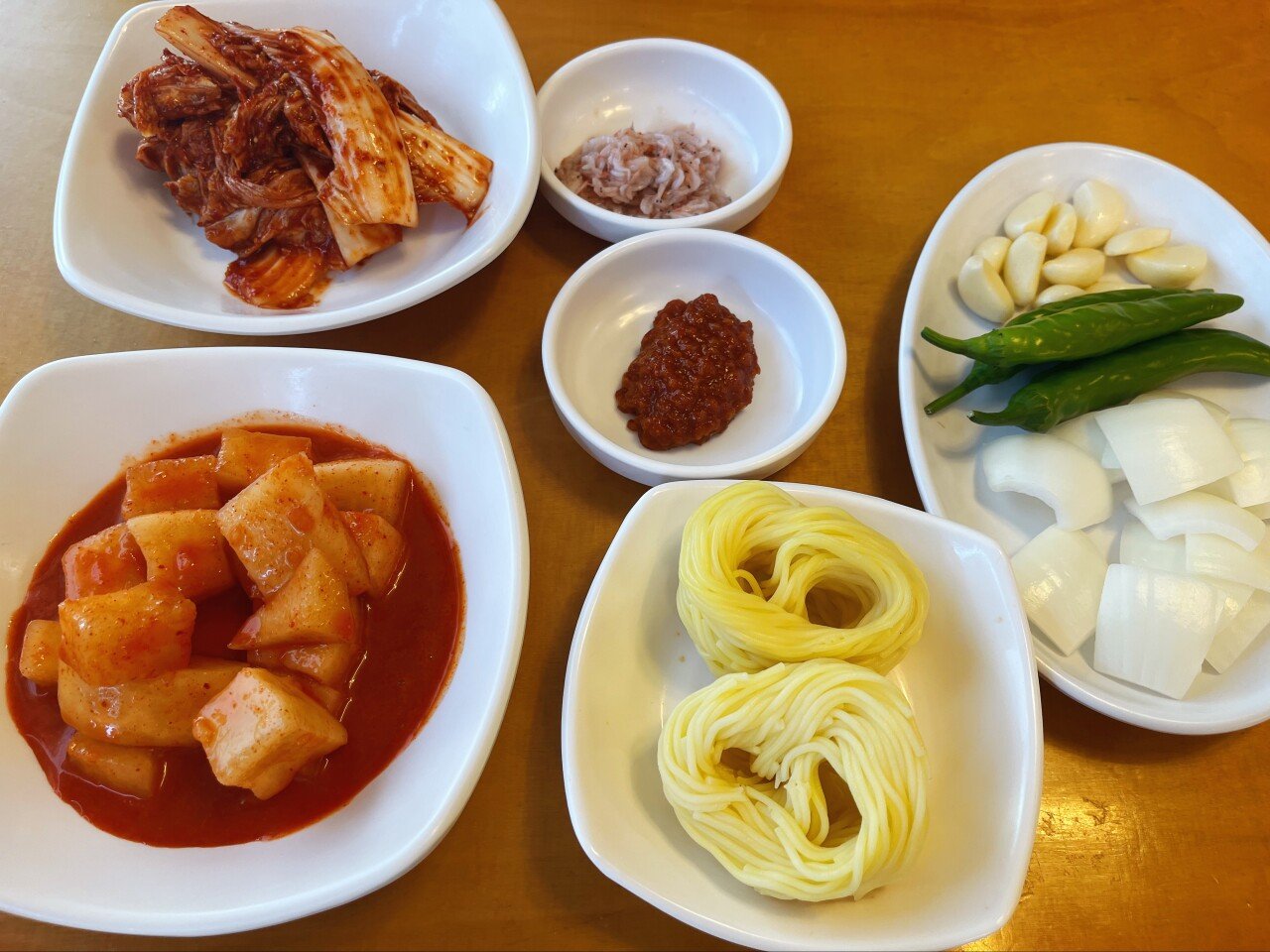 뜨끈한 순대국밥 한그릇