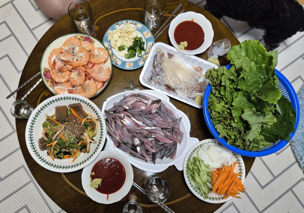 멋쟁이 가을 밥상 먹었읍니다..