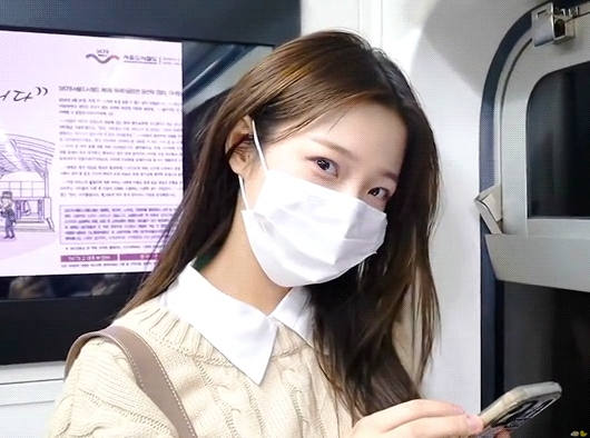 처음 보는 여자 vs 5년 사귄 존예 여친