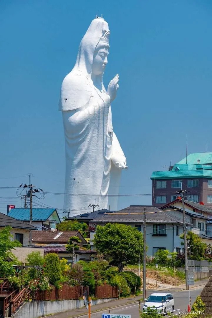 일본에 있는 초거대 불상