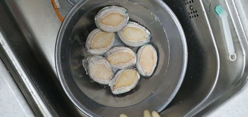 각종 커뮤니티에서 호평받은 해산물 세척 3대장