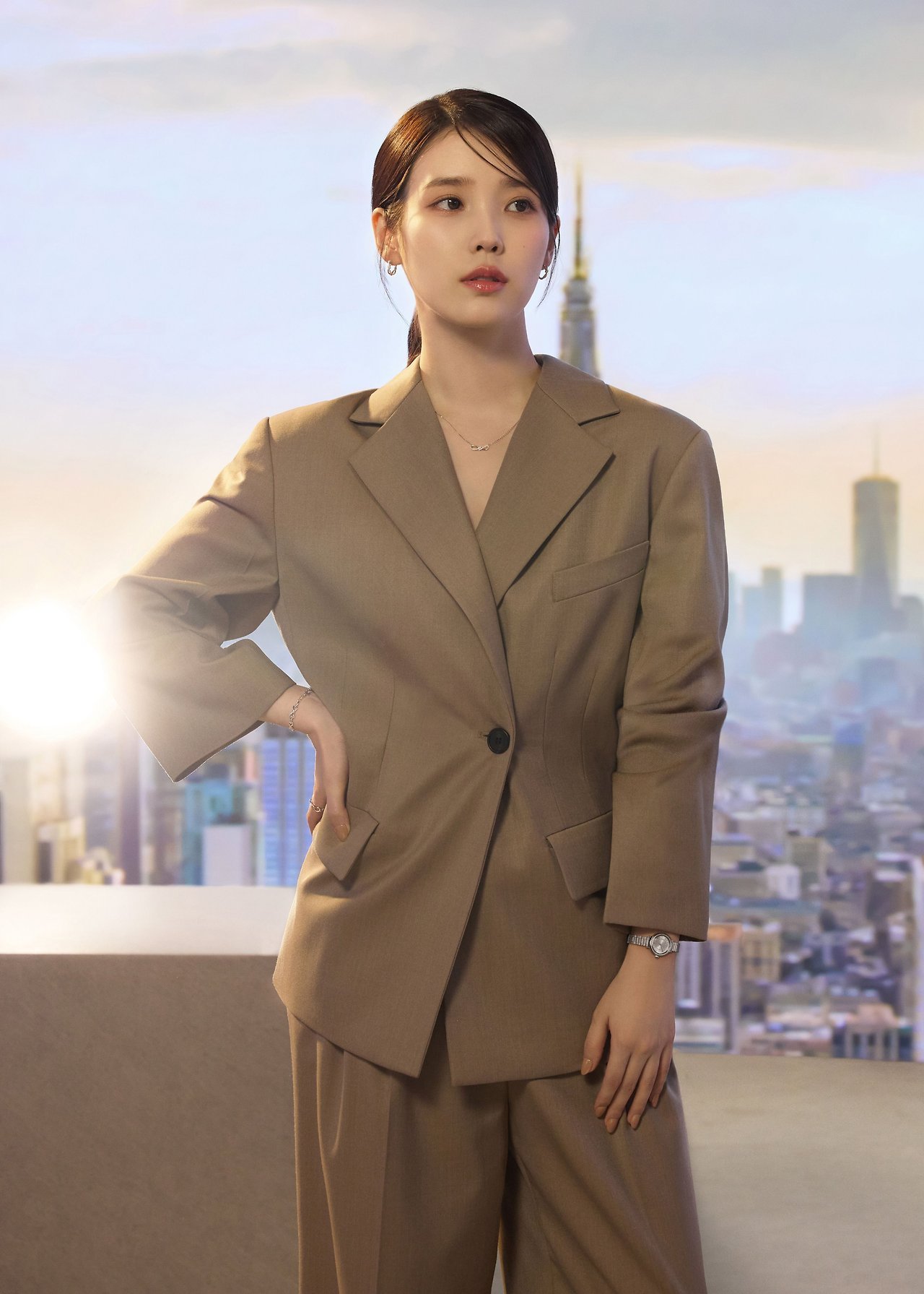 아이유 제이에스티나 화보