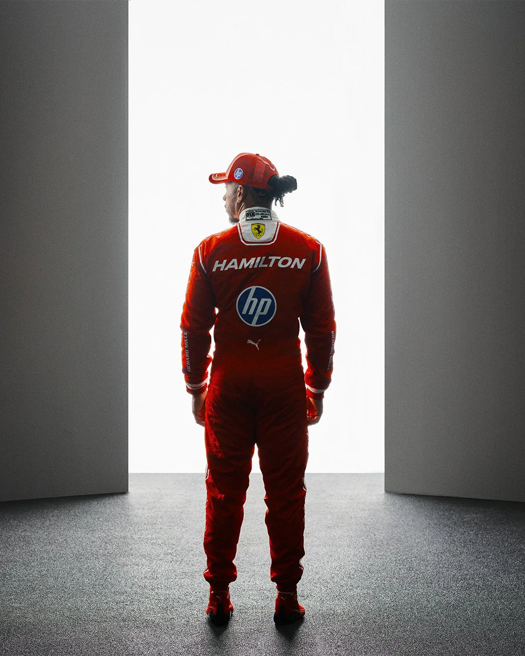 페라리 F1팀 2026시즌 드라이버 수트 공개