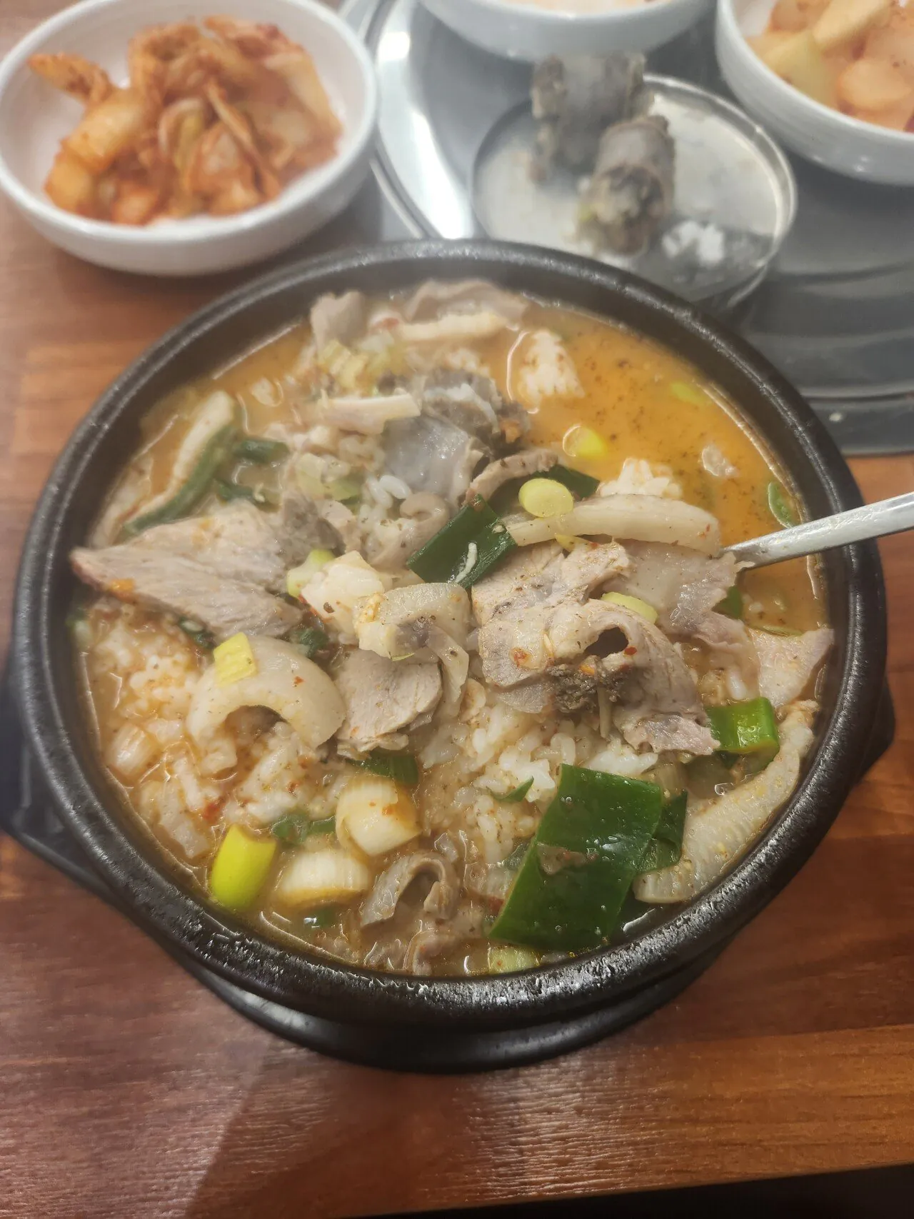 일마치고 밥먹고 들어갑니다