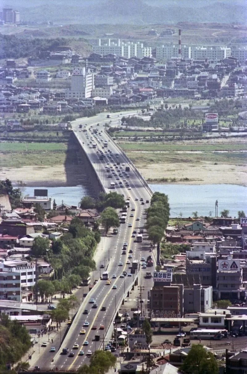 1977년 당시 서울 한남대교 일대 모습