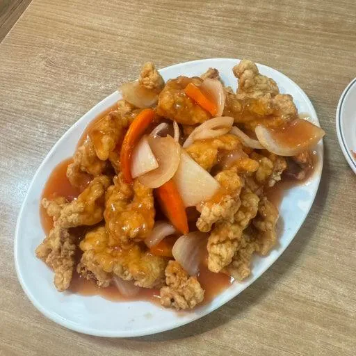 탕수육 3,000원 라면 3,500원