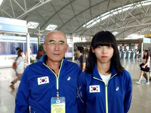 육상 얼짱 김민지 성형전 사진의 진실.jpg