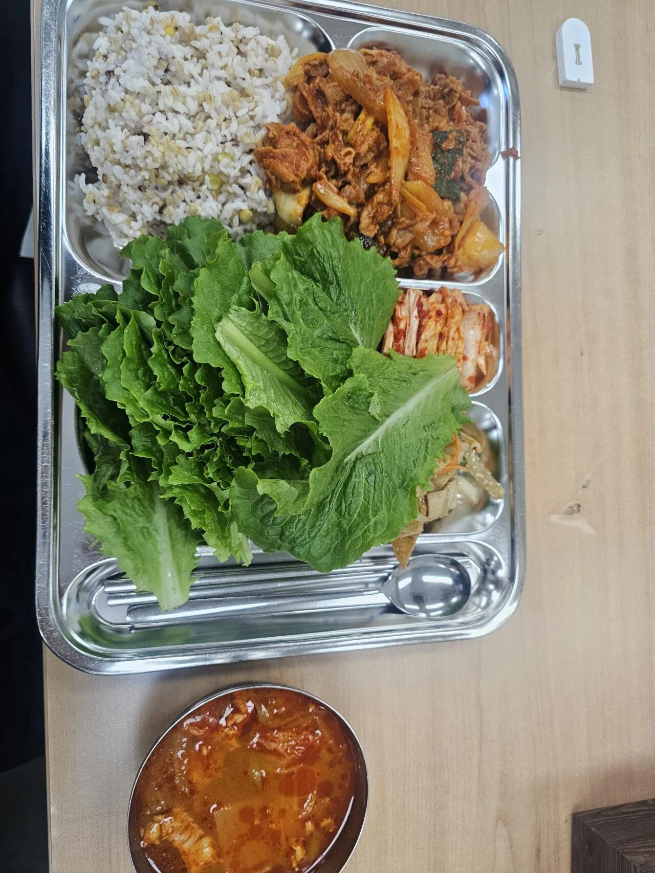 5000원 회사식당 호 ? 불호?