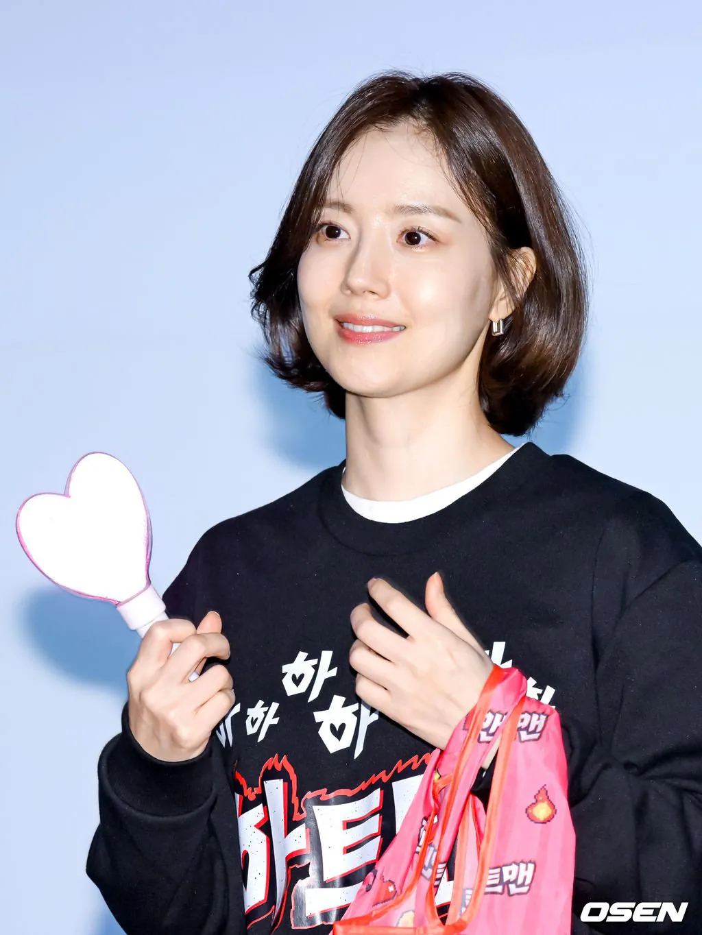 문채원
