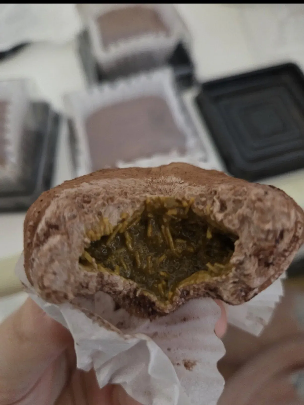내 친구 며칠전에 순대국집에서 시킨 두쫀쿠 상태