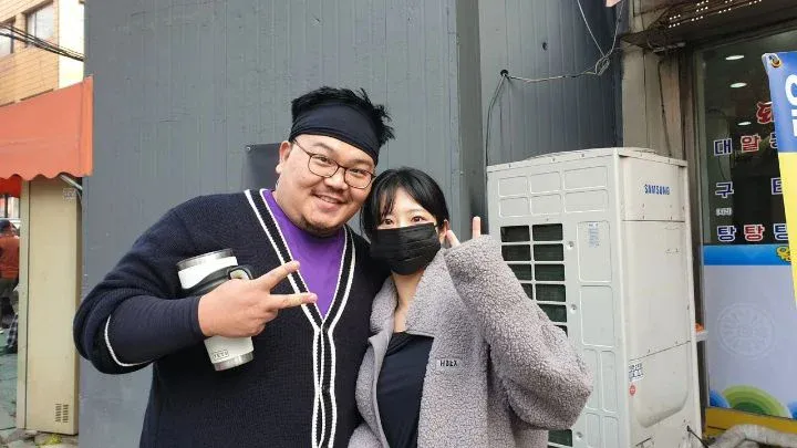 알고보면 어깨가 존나 넓다는 유튜버 매직박ㅎㄷㄷㄷㄷ