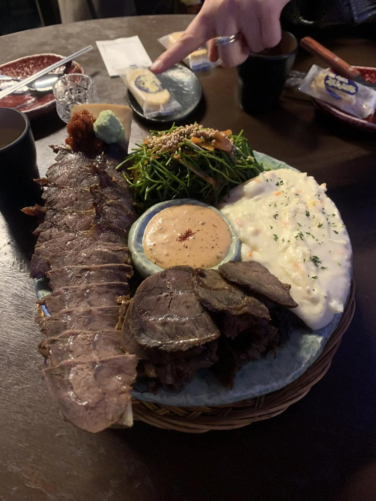 약수에서 소갈비 아롱수육에 한잔